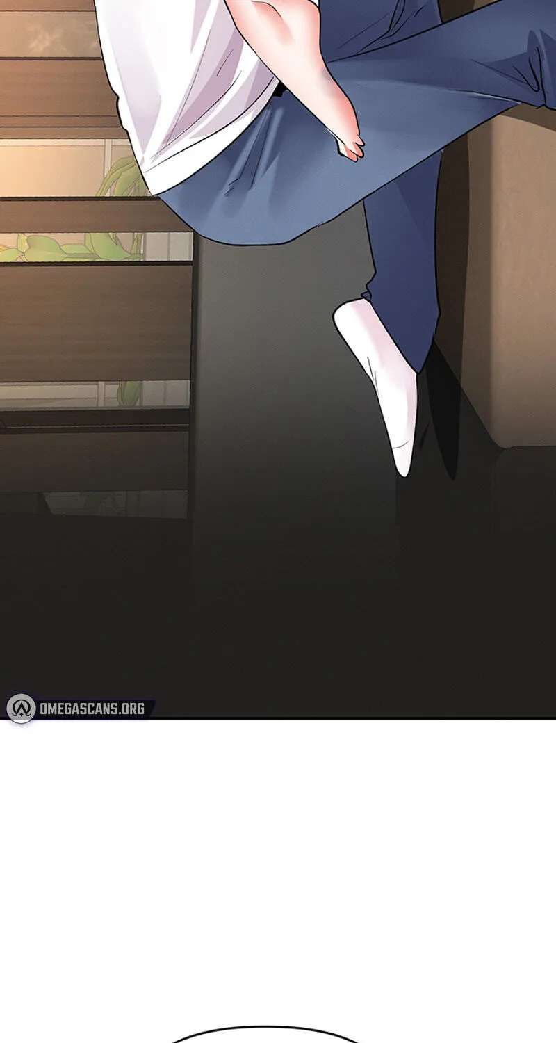 I'm the only guy in the massage parlor. Chapter 26 - page 47