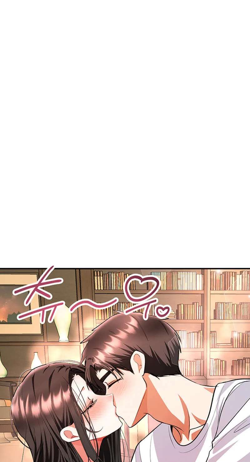 I'm the only guy in the massage parlor. Chapter 26 - page 33